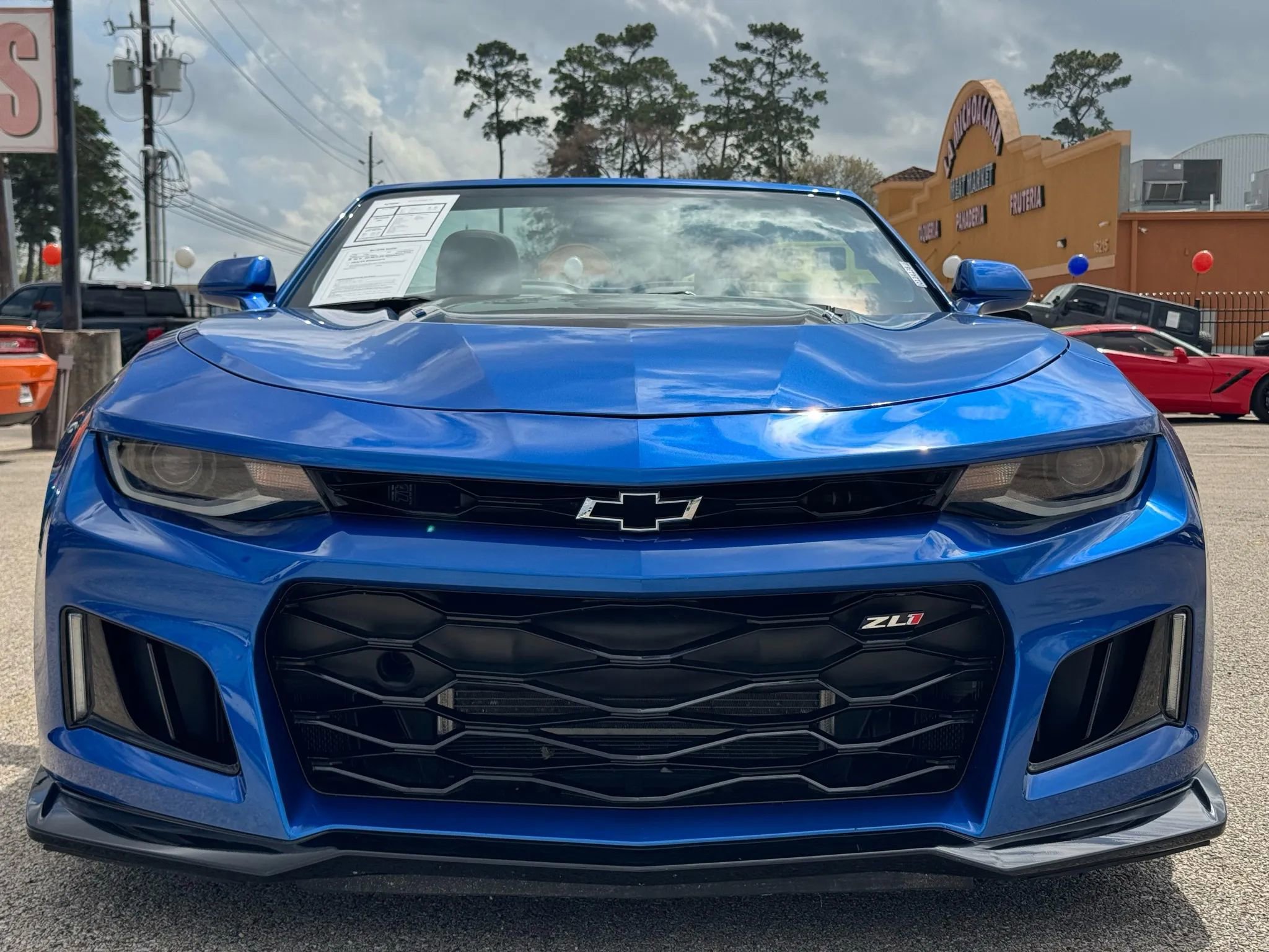 Used 2018 Chevrolet Camaro ZL1 w/ LPO, ZL1 Protection Package RWD image 4