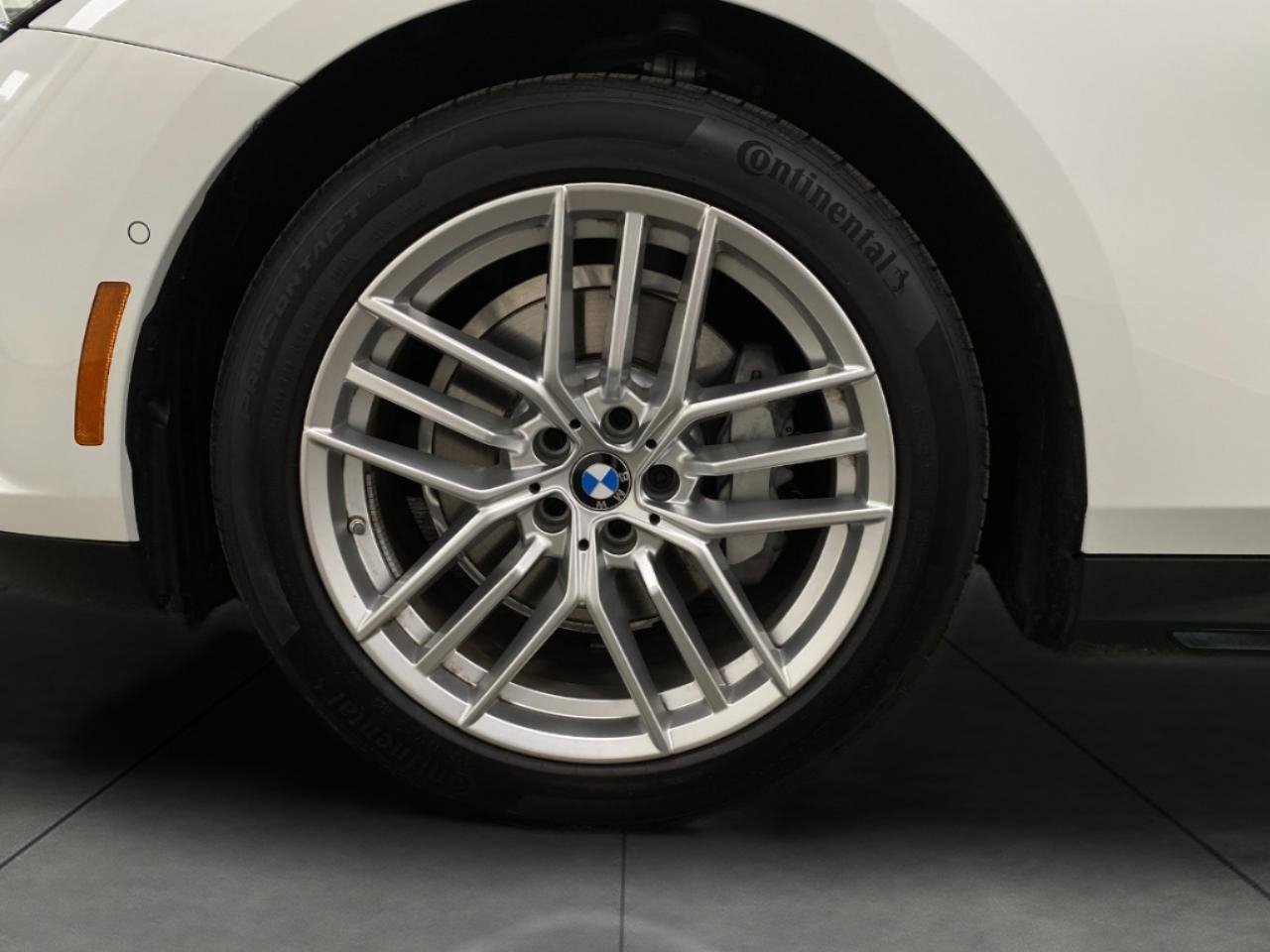 Certified 2024 BMW 530i xDrive w/ Convenience Package image 12