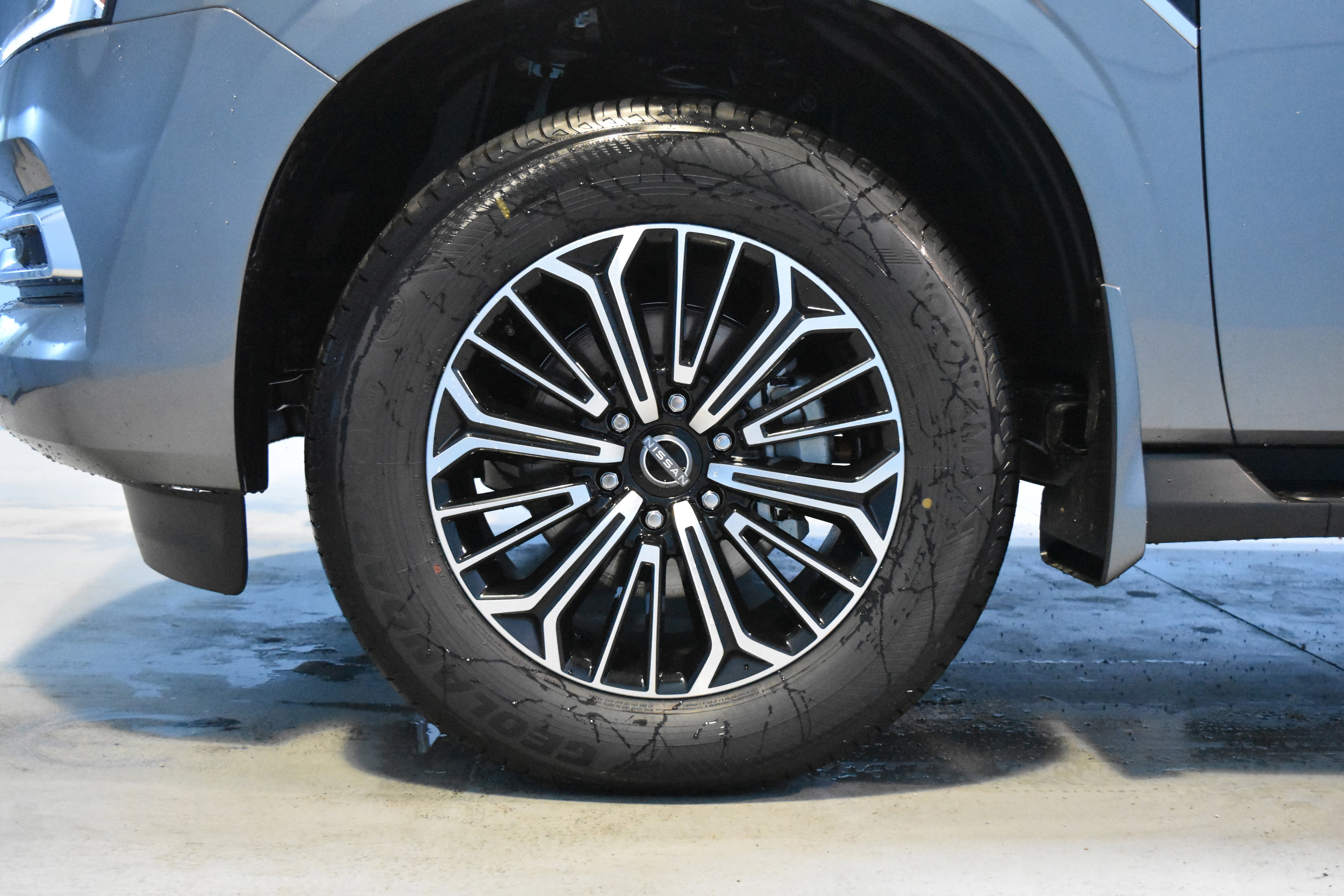 New 2026 Nissan Armada SL w/ Captain's Chari Seat Package image 21