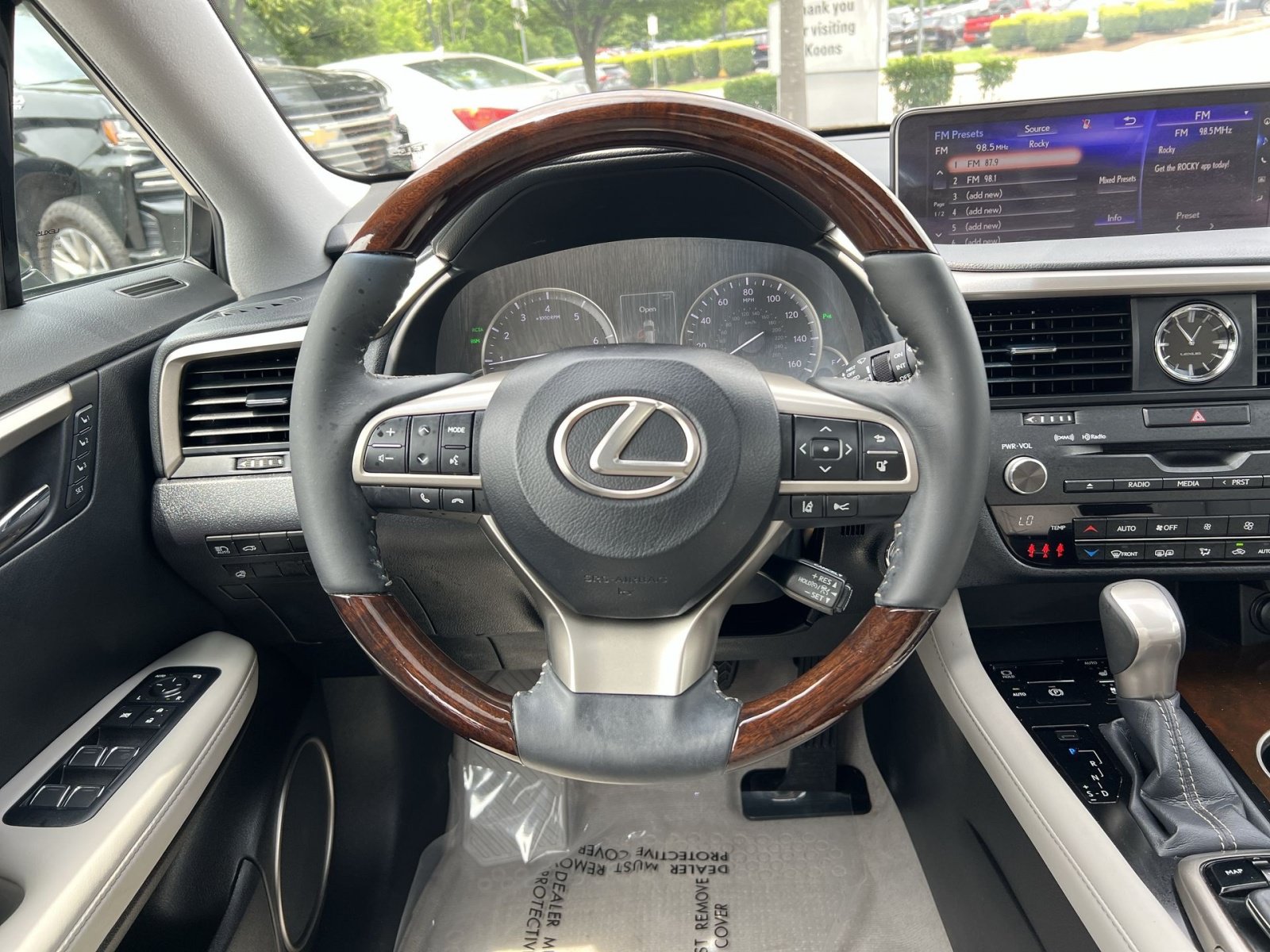 Used 2017 Lexus RX 350 AWD w/ Premium Package image 16
