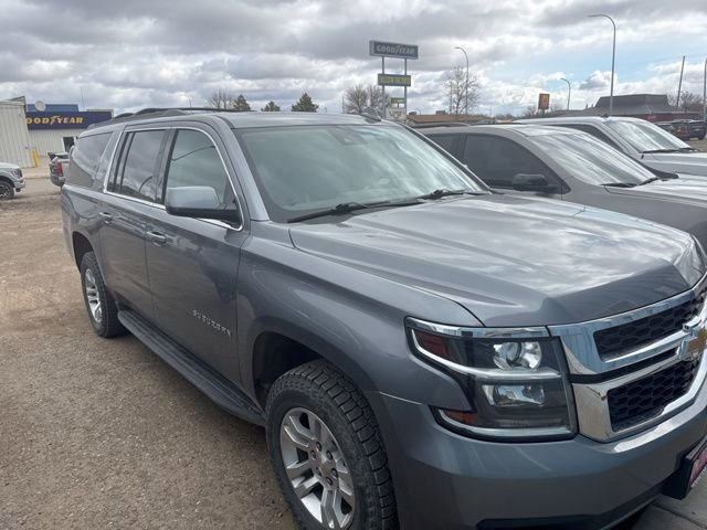 Used 2019 Chevrolet Suburban LT AWD/4WD image 3