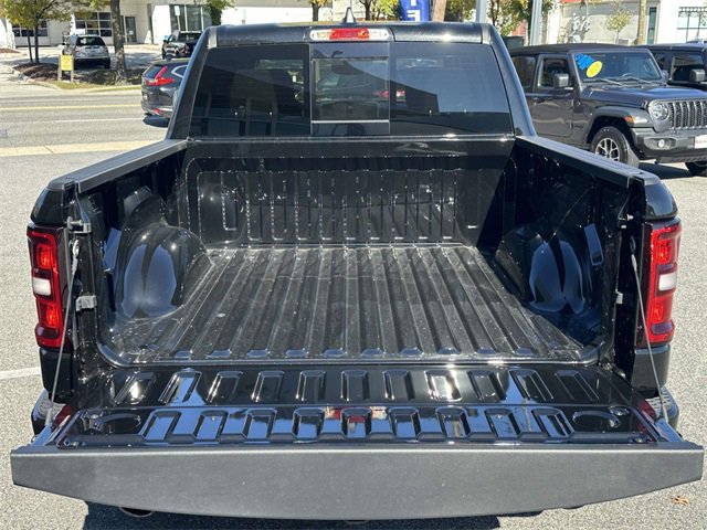 New 2026 RAM 1500 4x4 Crew Cab image 19