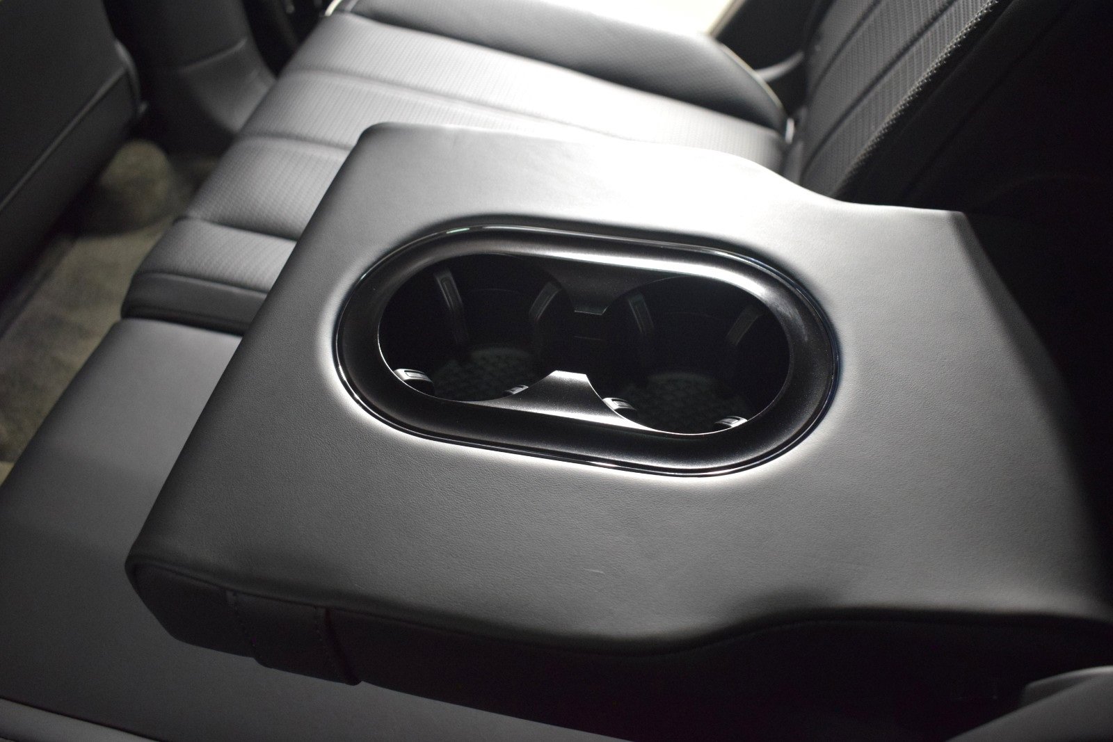 Used 2023 Bentley Bentayga image 22