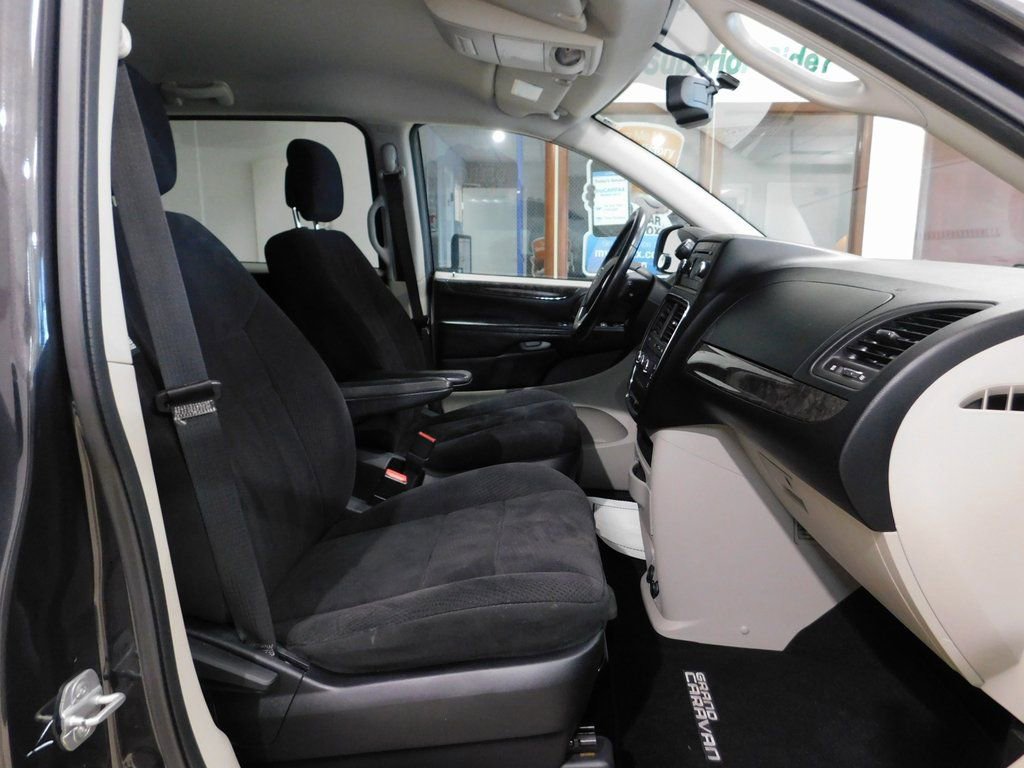 Used 2011 Dodge Grand Caravan SXT image 84