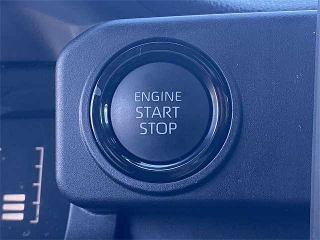Used 2025 Toyota Tacoma SR5 image 29