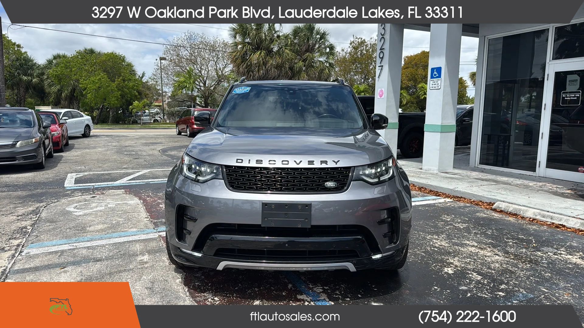 Used 2020 Land Rover Discovery HSE image 5