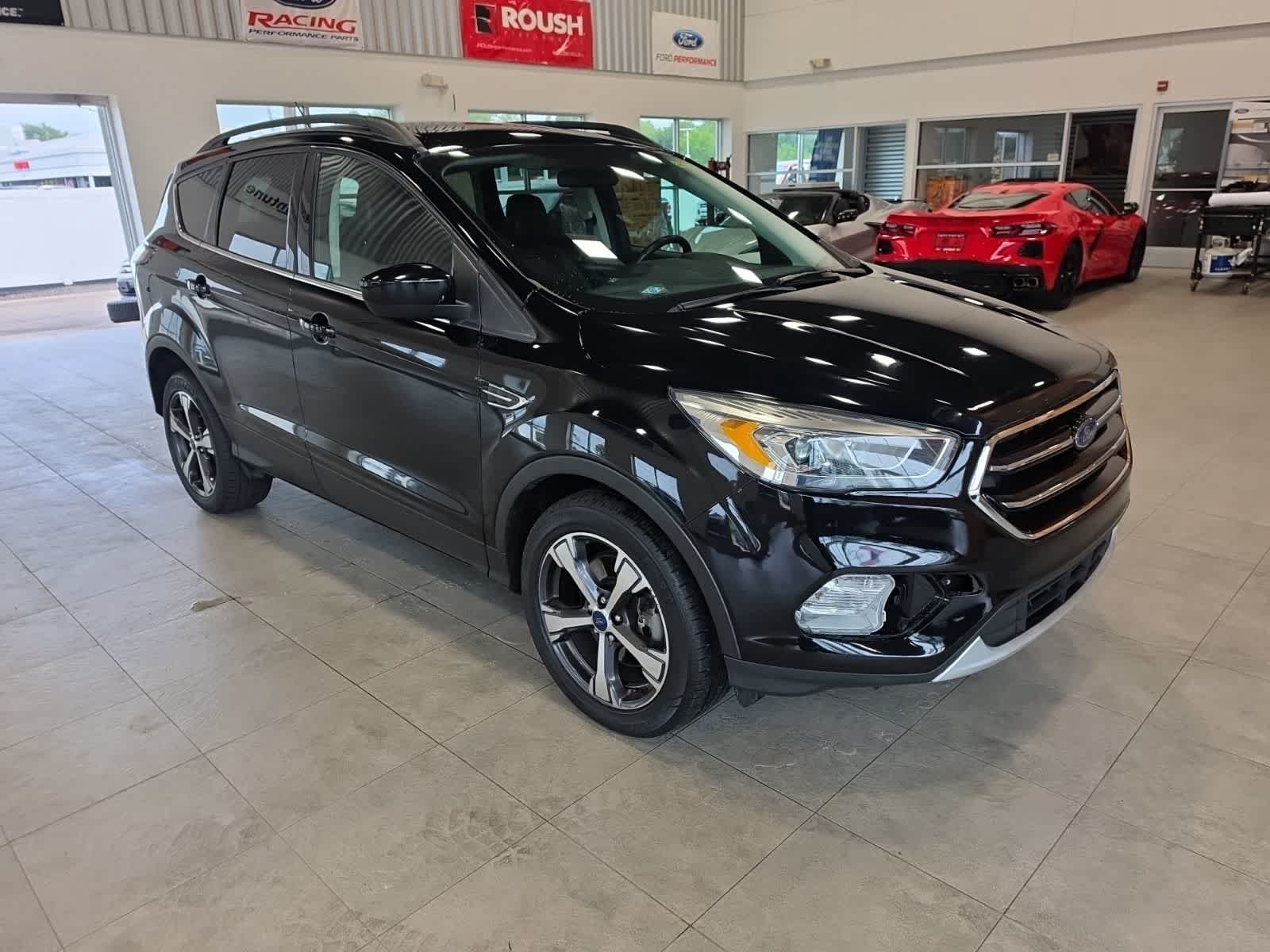 Used 2018 Ford Escape SEL AWD/4WD image 4