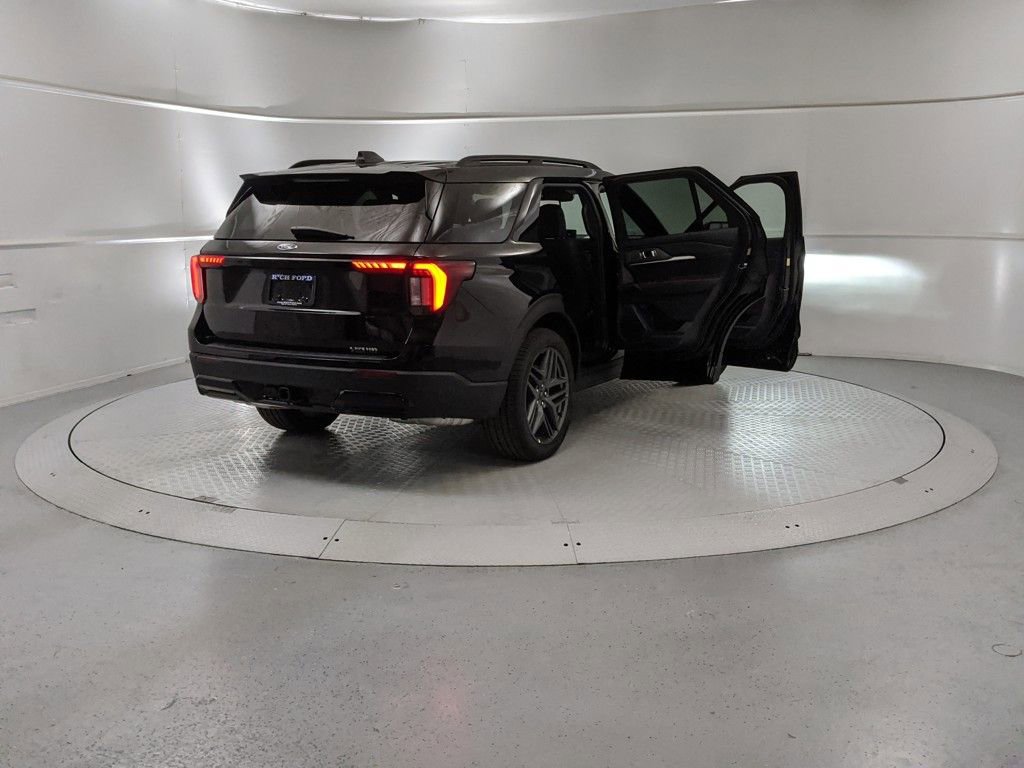 New 2025 Ford Explorer ST-Line w/ Premium Package image 9
