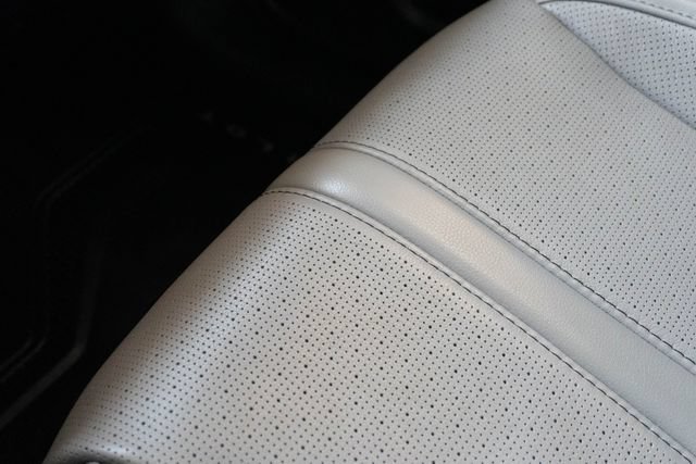 Used 2025 Honda Pilot Elite image 44