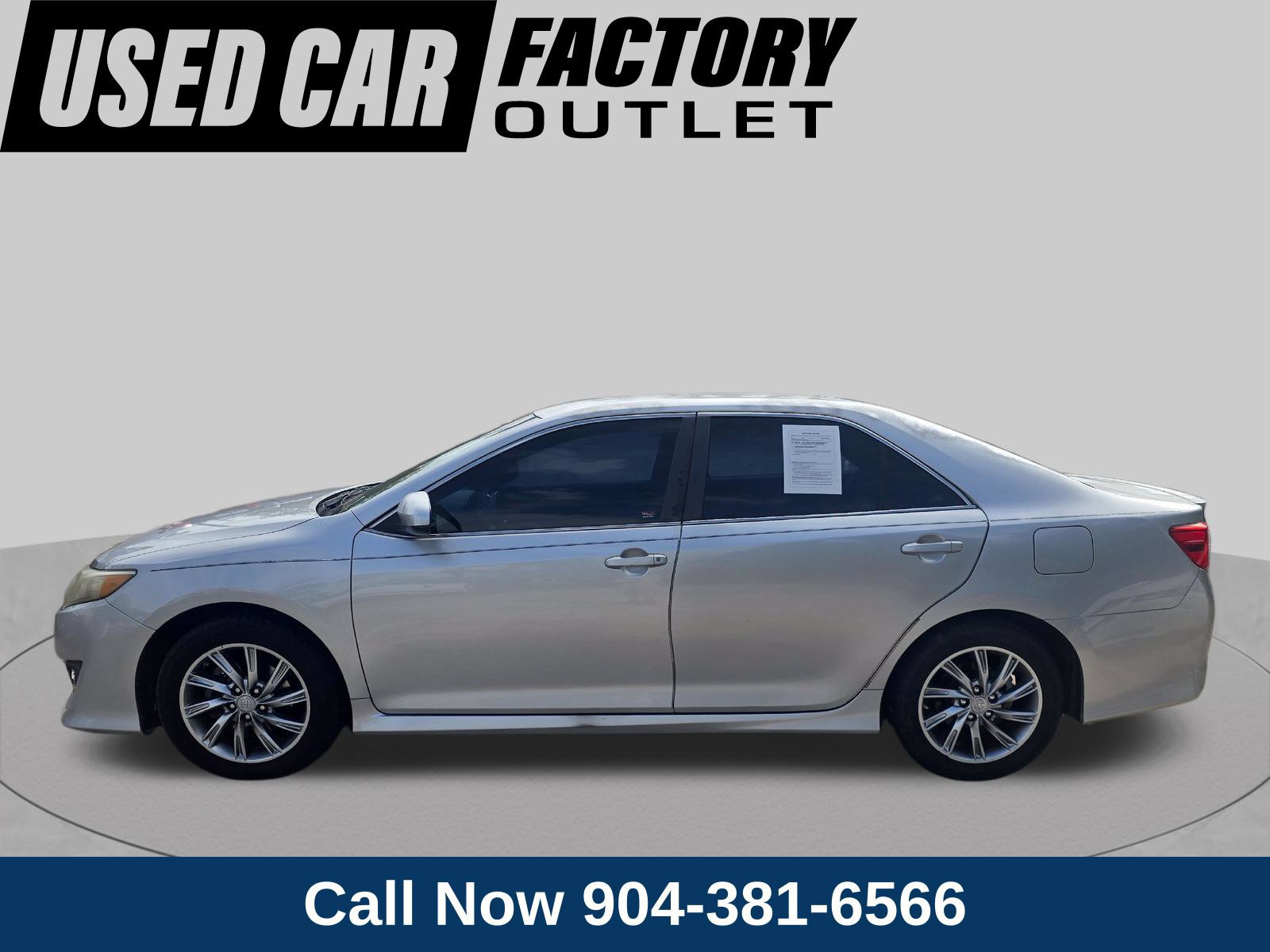 Used 2012 Toyota Camry SE FWD image 8