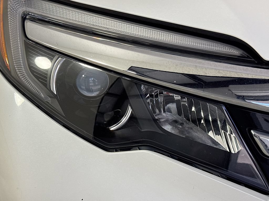 Used 2016 Honda Pilot Touring image 38