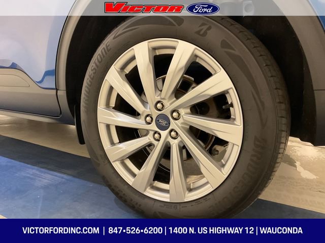 Used 2022 Ford Escape Titanium w/ Titanium Elite Package image 9