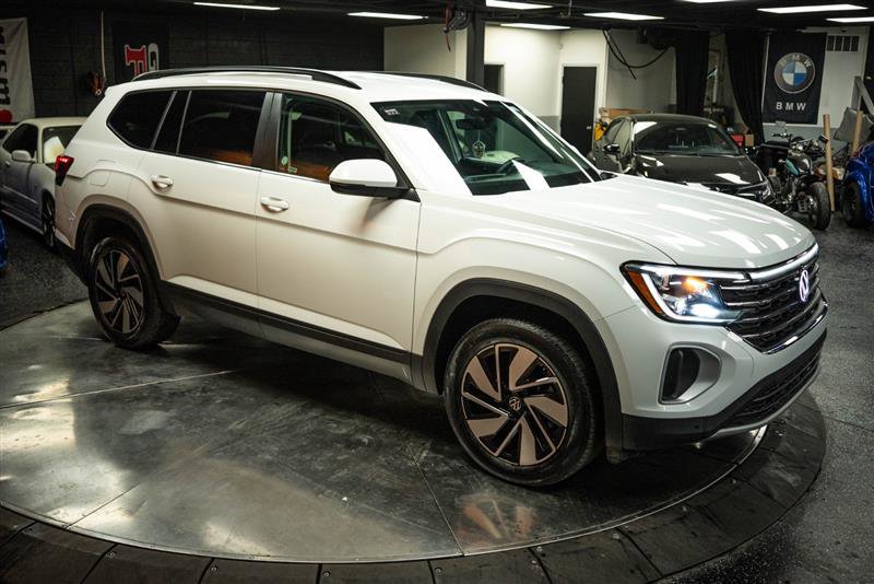 Used 2024 Volkswagen Atlas SE image 5