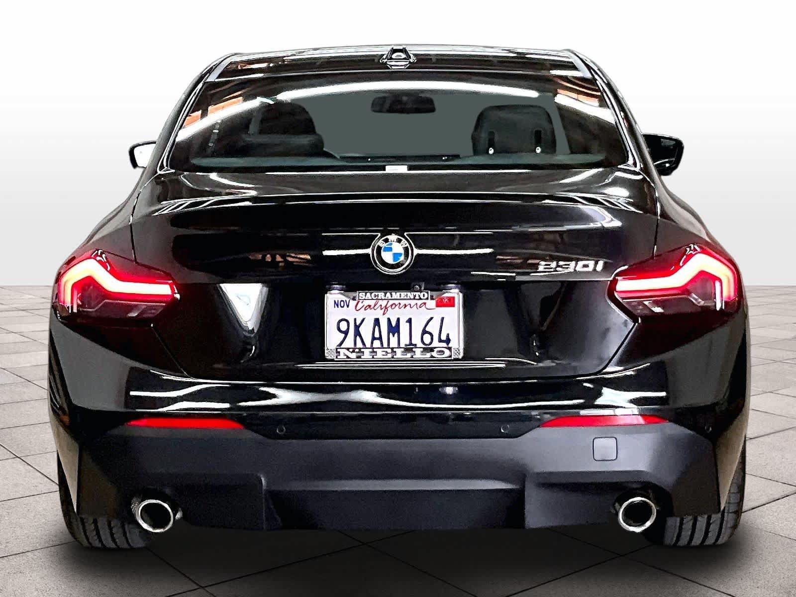 Used 2023 BMW 230i Coupe w/ Convenience Package RWD image 7