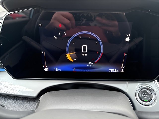 Used 2025 Chevrolet Trax LT w/ LT Convenience Package image 12