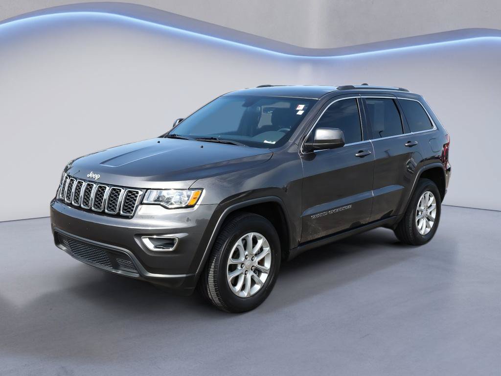 Used 2021 Jeep Grand Cherokee Laredo AWD/4WD image 2