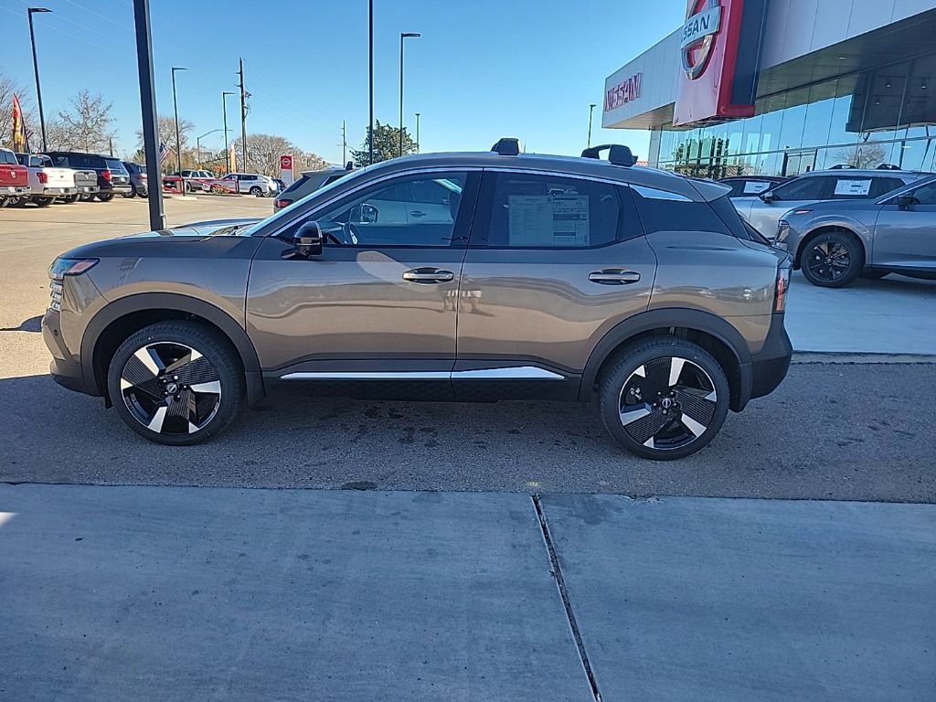 New 2026 Nissan Kicks SR w/ Cold Weather Package image 4