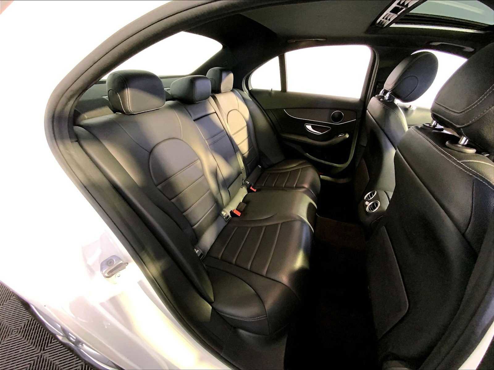 Used 2019 Mercedes-Benz C 300 4MATIC Sedan image 23