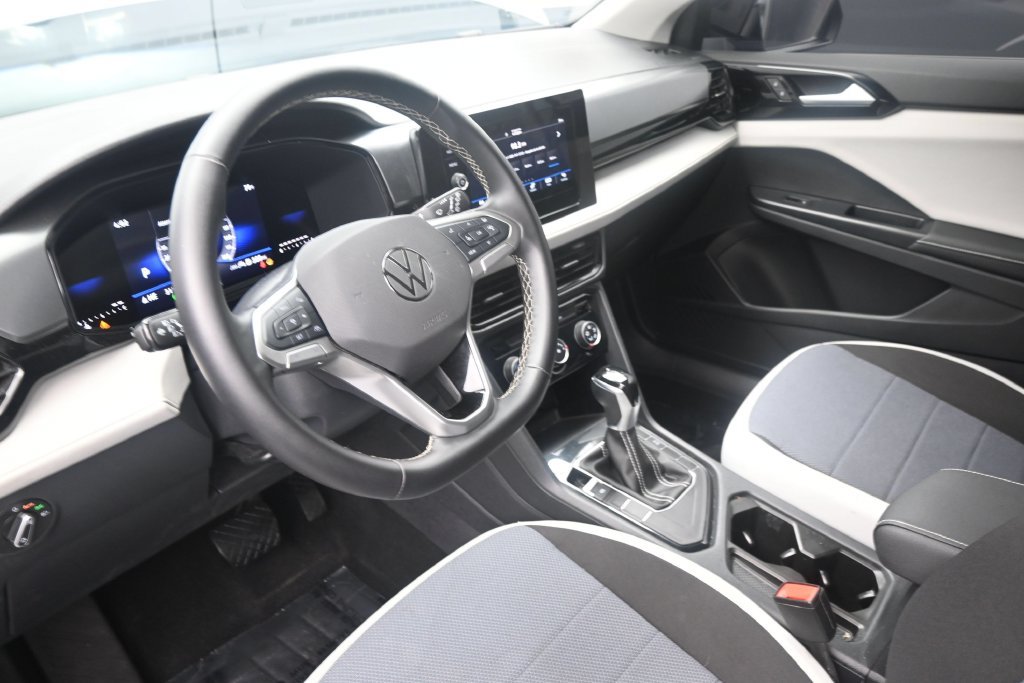 Used 2025 Volkswagen Taos S FWD image 12