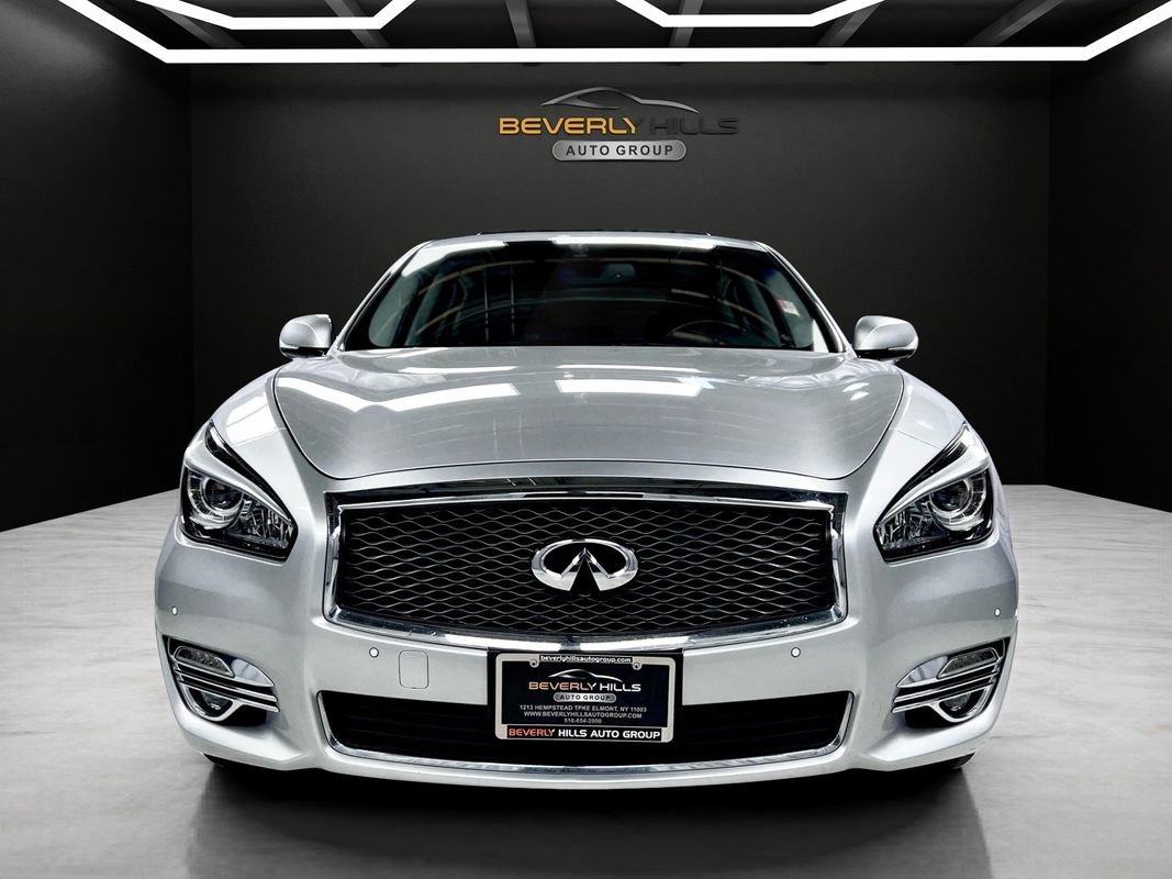 Used 2019 INFINITI Q70 L 3.7 AWD/4WD image 8
