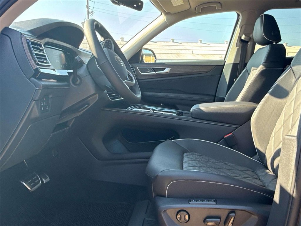 New 2026 Volkswagen Atlas SEL Premium R-Line image 11