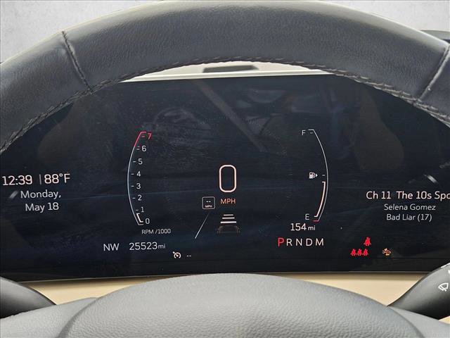 Used 2024 Cadillac XT4 Luxury w/ Cold Weather Package FWD image 11