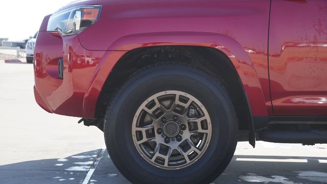 Used 2023 Toyota 4Runner 40th Anniversary SE image 5