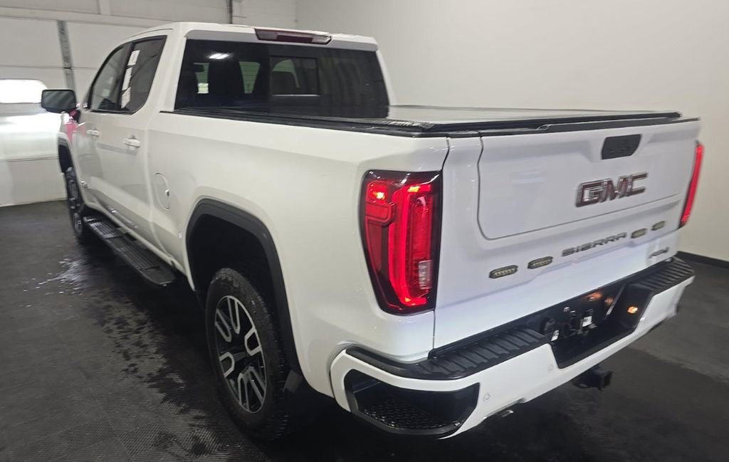 Used 2020 GMC Sierra 1500 AT4 w/ AT4 Premium Package AWD/4WD image 4