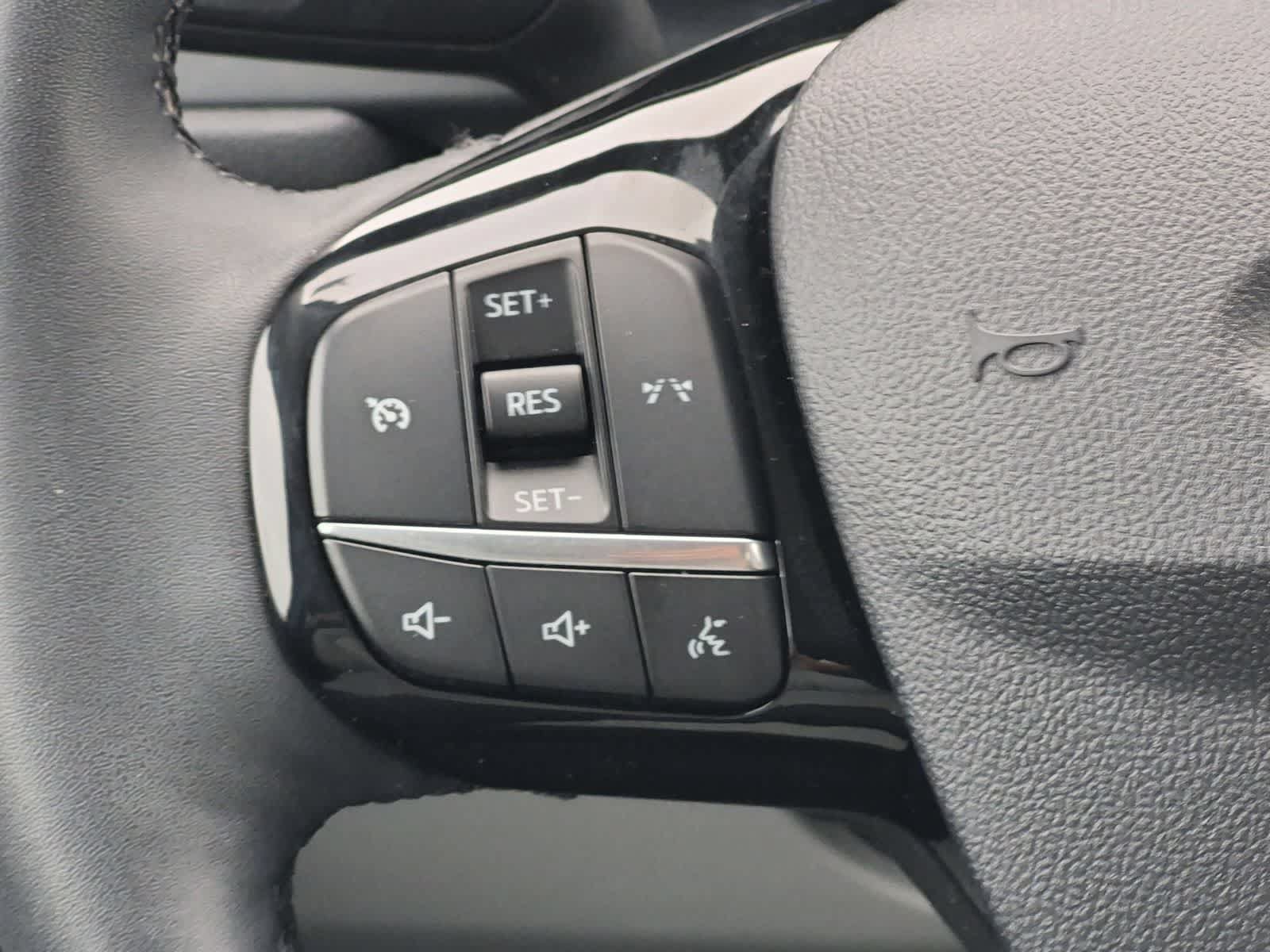 Used 2023 Ford Escape Active AWD/4WD image 23