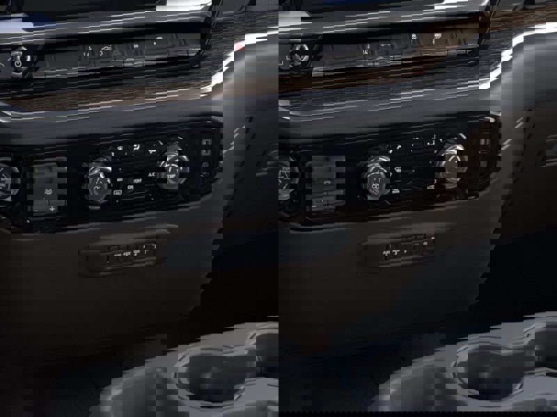 New 2026 GMC Sierra 3500 SLE image 23