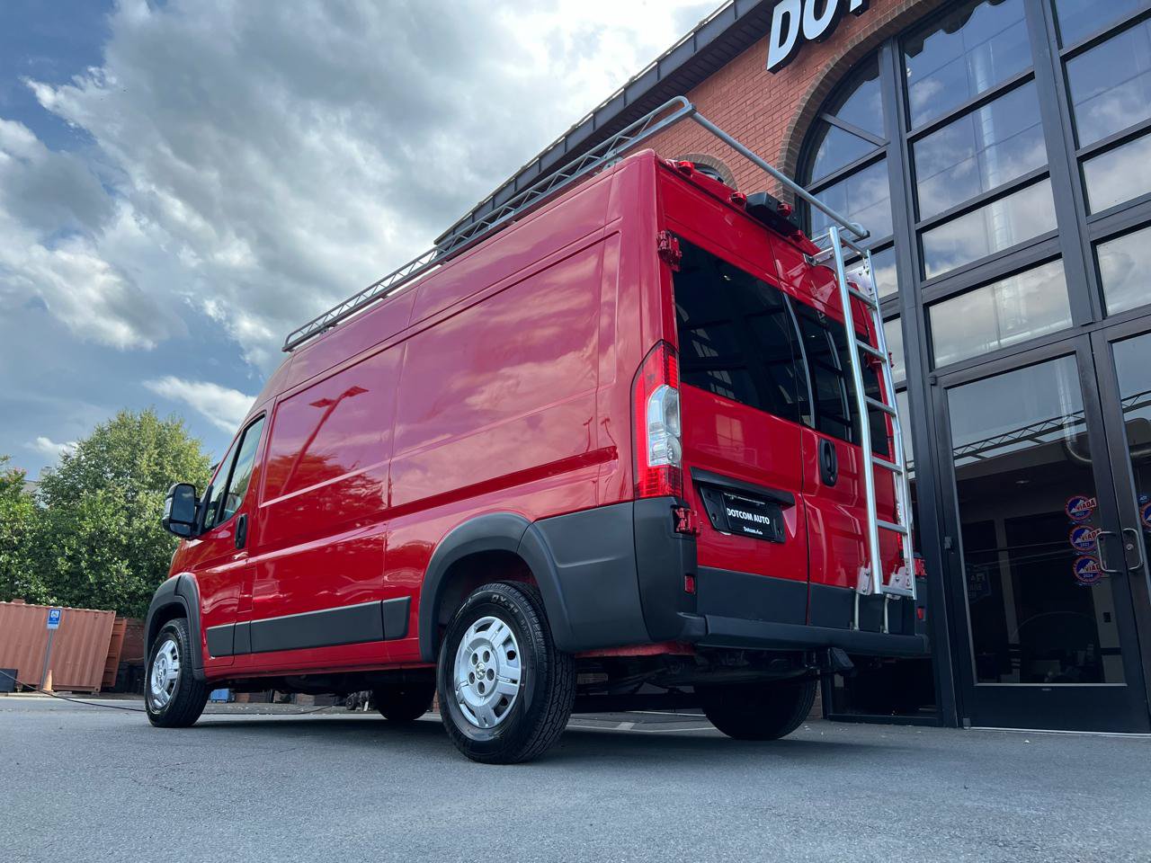 Used 2017 RAM ProMaster 2500 w/ Mopar Trailer Tow Group FWD image 7