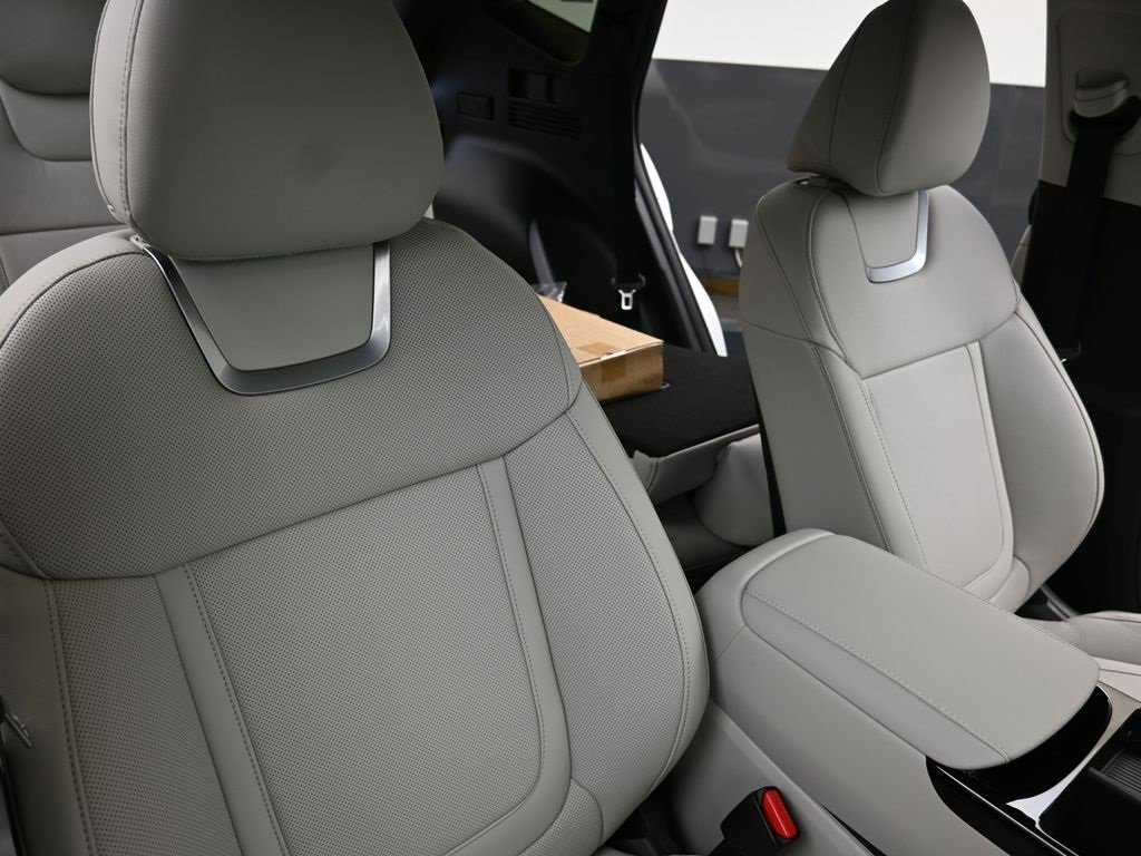 New 2026 Hyundai Tucson Limited image 14