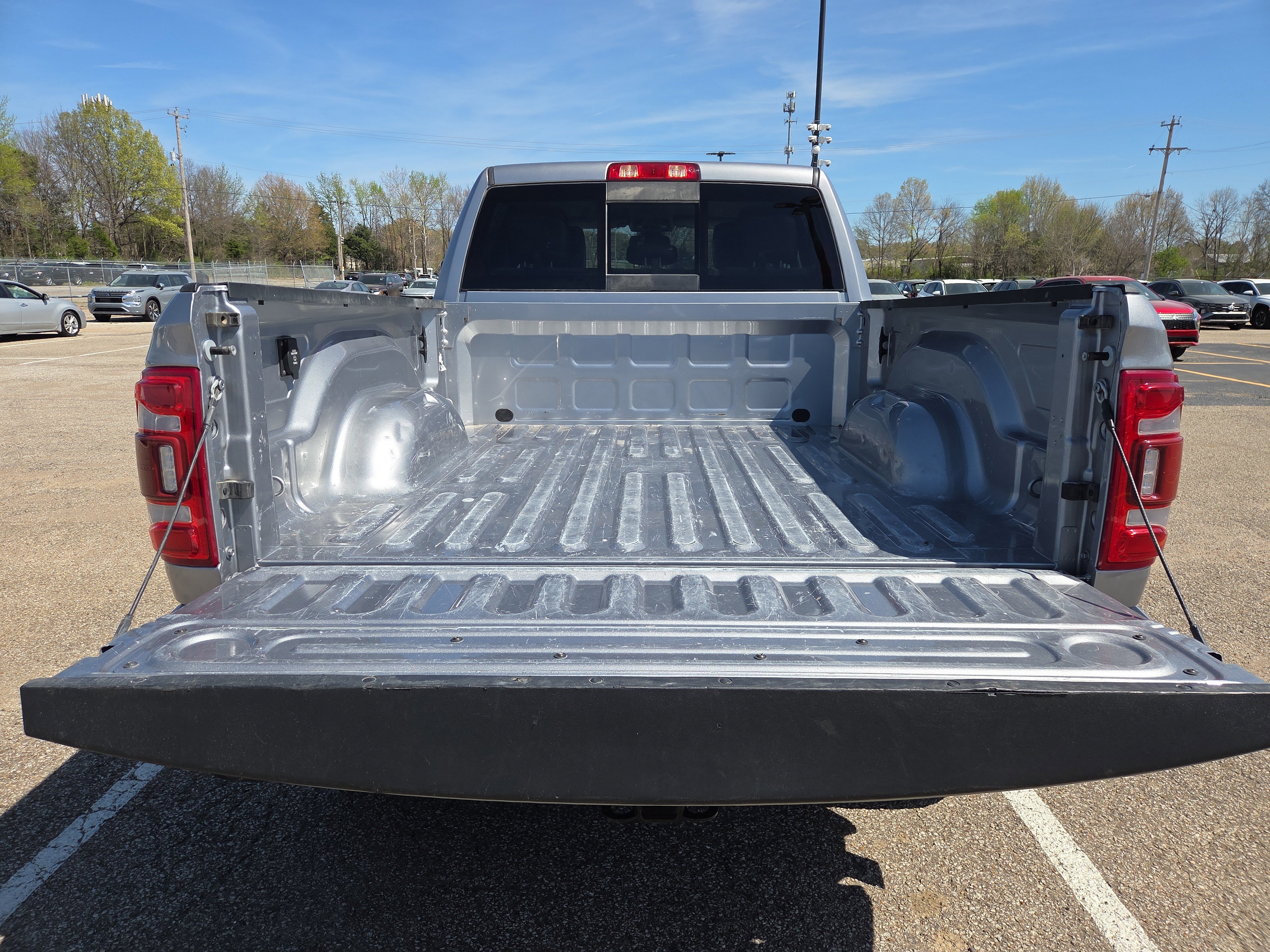 Used 2024 RAM 2500 Laramie image 9