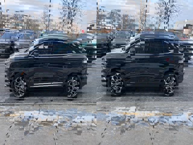 Used 2023 Lincoln Nautilus Reserve image 4