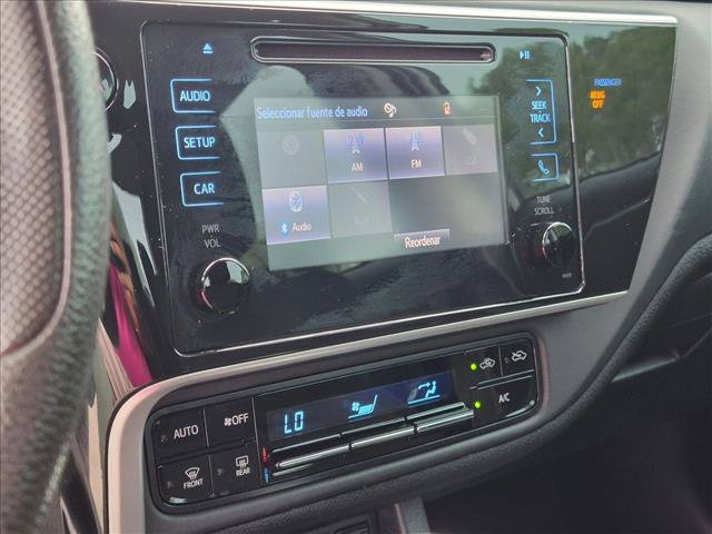 Used 2018 Toyota Corolla LE FWD image 12