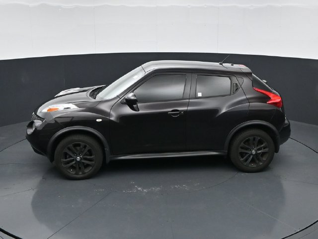 Used 2014 Nissan Juke S FWD image 38