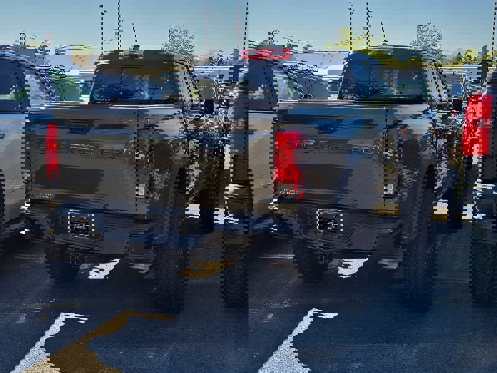 Used 2025 Chevrolet Colorado Trail Boss image 2