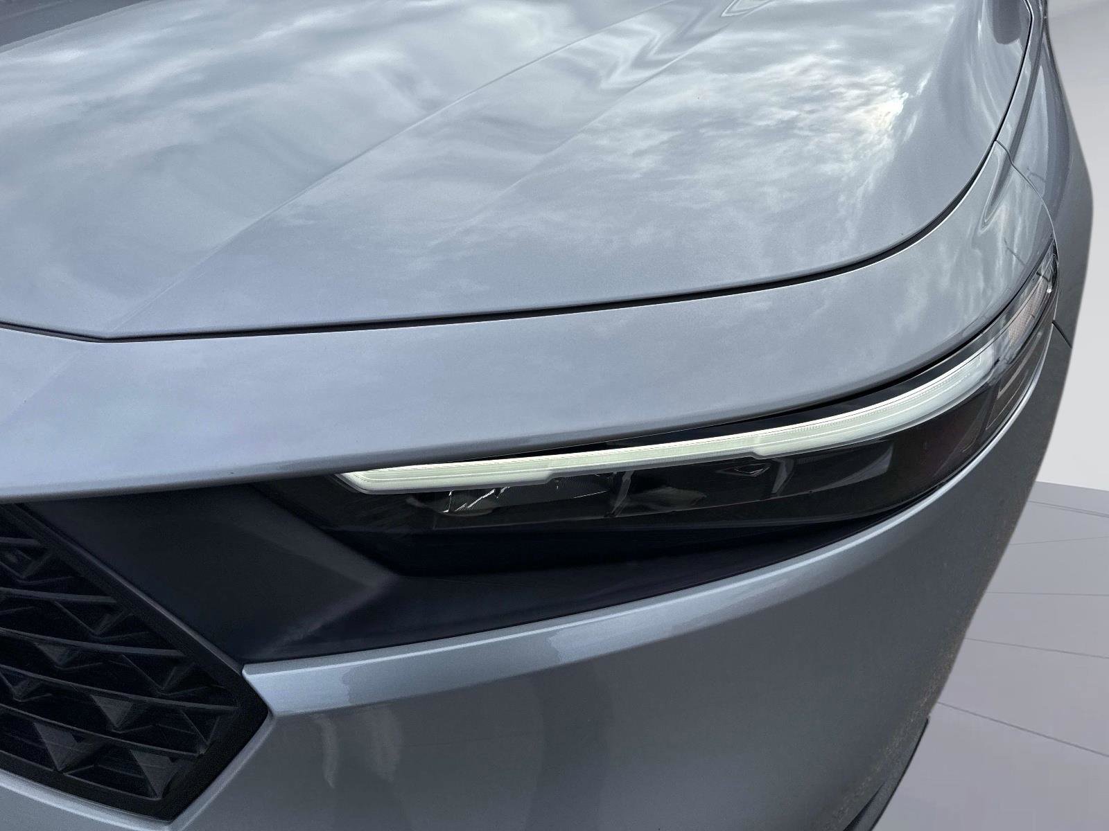 Certified 2023 Honda Accord EX image 10