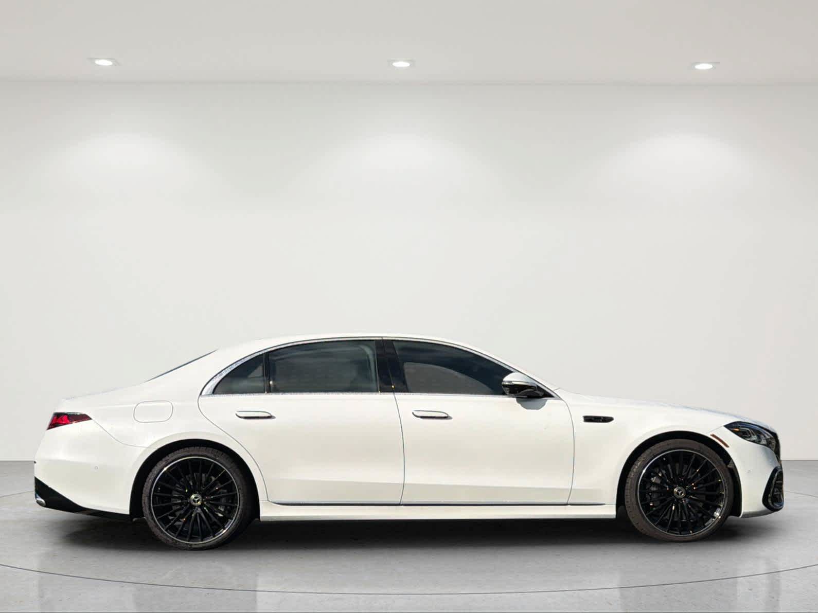 New 2027 Mercedes-Benz S 580 4MATIC Sedan image 6