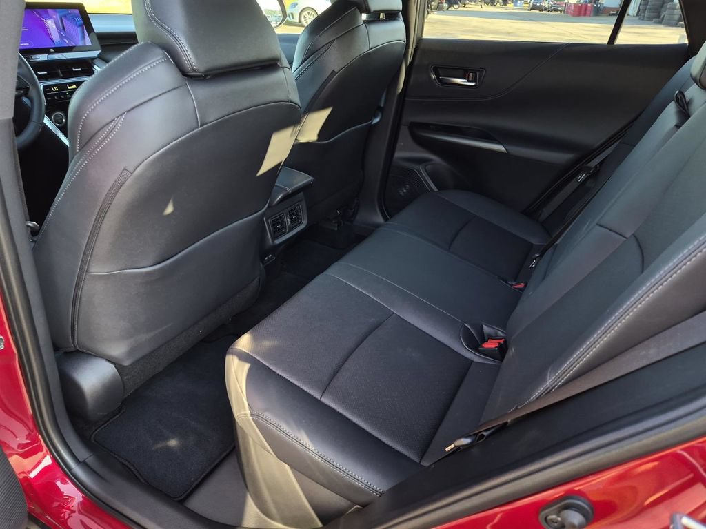 Used 2024 Toyota Venza Limited AWD/4WD image 15