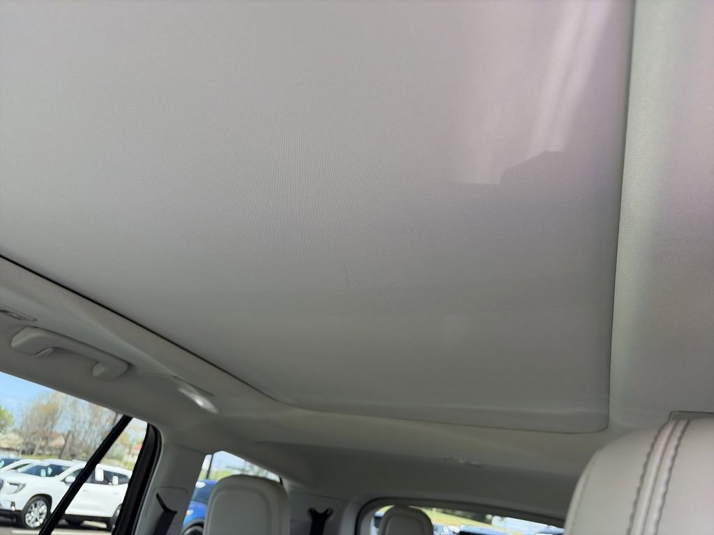 Used 2025 Lincoln Aviator Reserve w/ Equipment Group 201A image 22