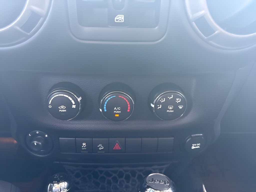 Used 2017 Jeep Wrangler Unlimited Sport w/ Quick Order Package 24S AWD/4WD image 17