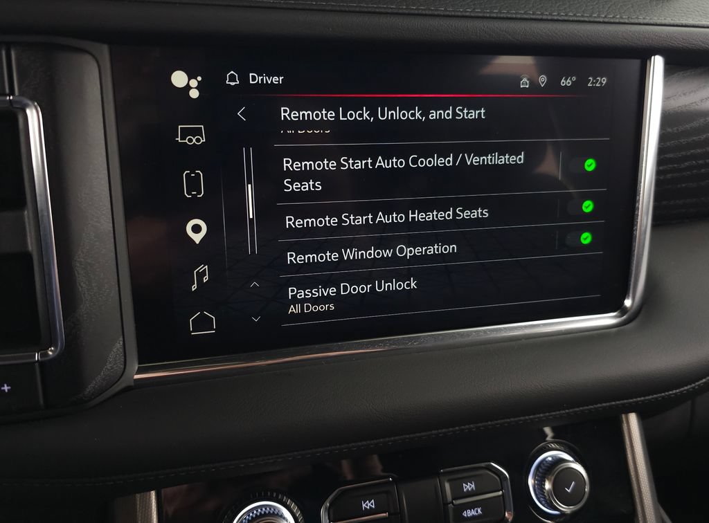 Used 2024 GMC Yukon Denali AWD/4WD image 28