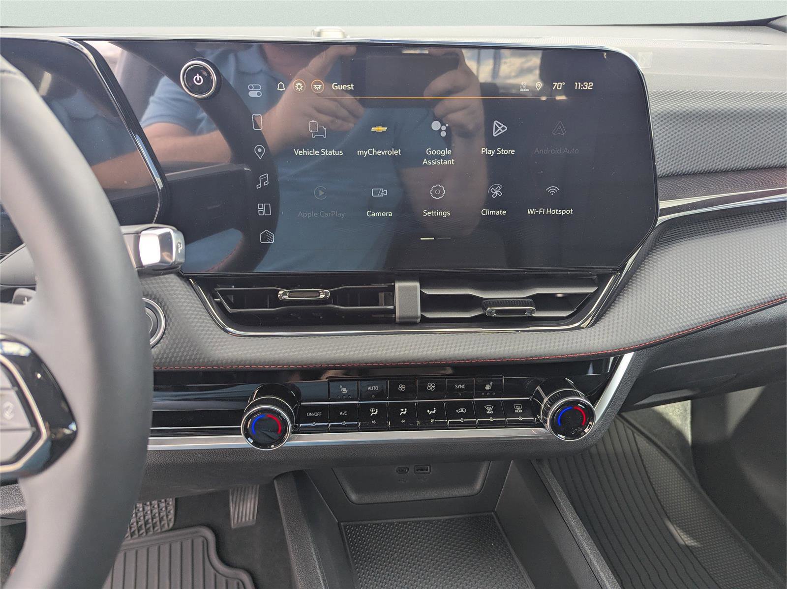 New 2026 Chevrolet Equinox RS w/ Safety and Technology Package image 10