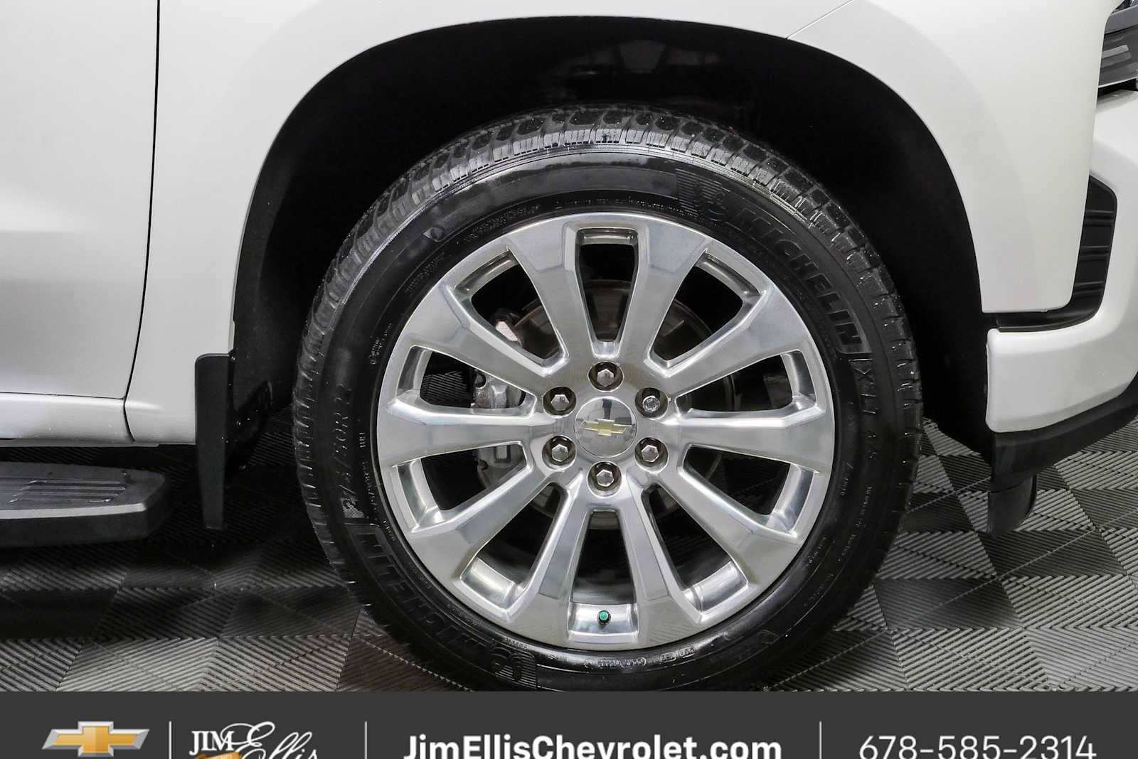 Certified 2021 Chevrolet Silverado 1500 High Country w/ Technology Package AWD/4WD image 38