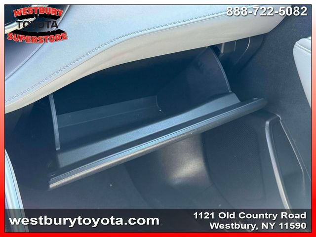 Used 2023 Toyota Highlander Platinum AWD/4WD image 36