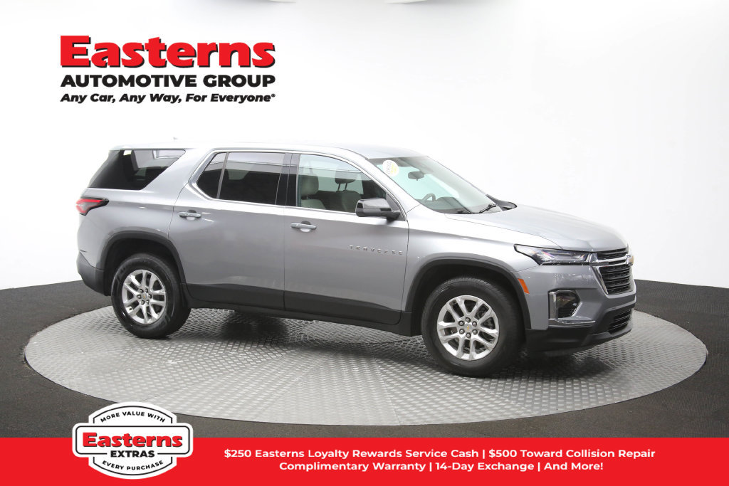 Used 2023 Chevrolet Traverse LS FWD image 47