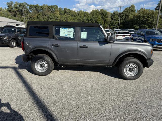 New 2025 Ford Bronco 4-Door AWD/4WD image 9