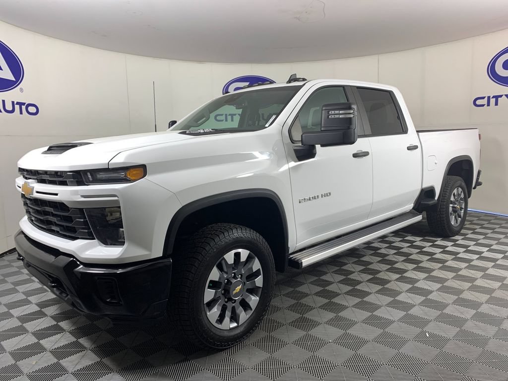 Used 2024 Chevrolet Silverado 2500 Custom w/ Custom Value Package RWD image 7