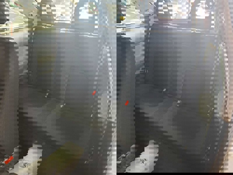 Used 2000 Volkswagen Beetle GL image 11